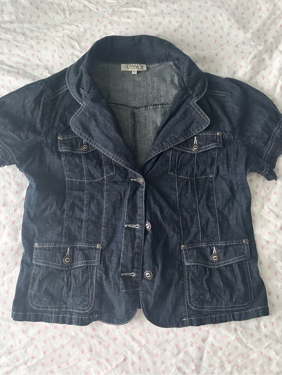 Bonita BGN & Co Jackets & Blazers - Y2K denim t shirt jacket